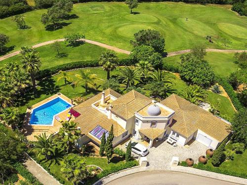 Holiday Home Luxuriöse Villa - Privater Pool und schöner Garten by Interhome – khách sạn tại Gramacho