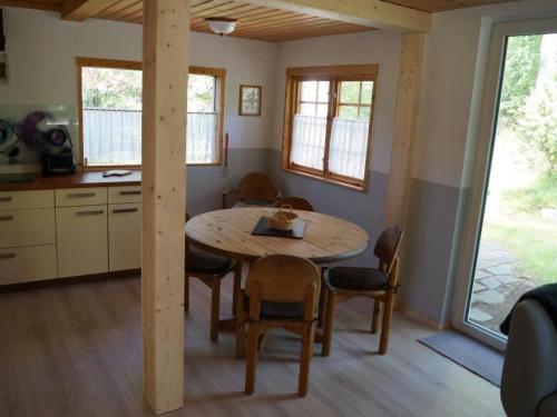 Holiday Home Toms Hütte by Interhome (Holiday Home Toms Hutte by Interhome) in Loaklev