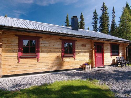 . Holiday Home Charmantes Blockhaus- Sauna und Kamin by Interhome