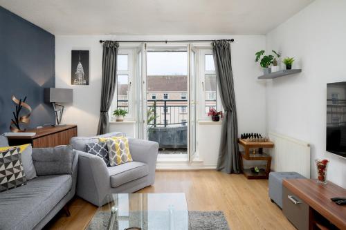 Facilities, Stylish 2-Bed Flat with Balcony Near Haymarket - Pass the Keys in Slateford
