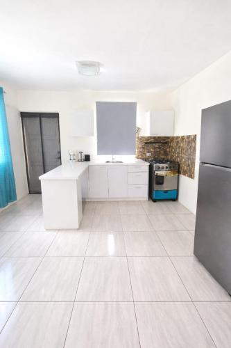 Cas La Lobi - Beautiful Vacation Home in Heart of Aruba in Barcadera