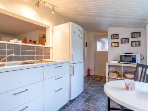 Holiday Home Gemütliches Ferienhaus in Seenähe by Interhome (Holiday Home Gemutliches Ferienhaus in Seenahe by Interhome) in Torsholma