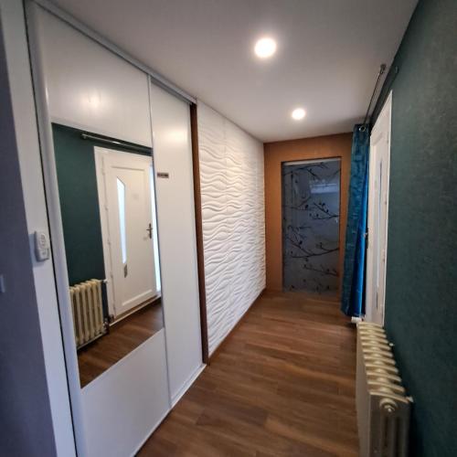 LES CLEFS DU PARADIS avec SPA in Montferrand-le-Chateau