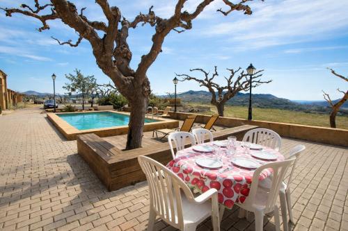 Catalunya Casas: Your own private estate just 20km's from Salou! in Alforja