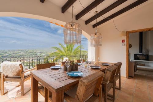 Létesítmények, Casa Lynn in El Rafalet
