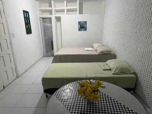 1 double bed, 2 twin beds