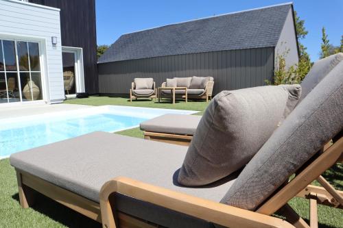 villa prestige n8 - piscine non chauffee - 6 personnes
