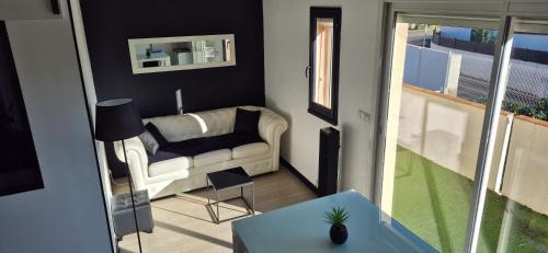 Superbe T2 mezzanie, 200m du village naturiste, clim, wifi, piscine