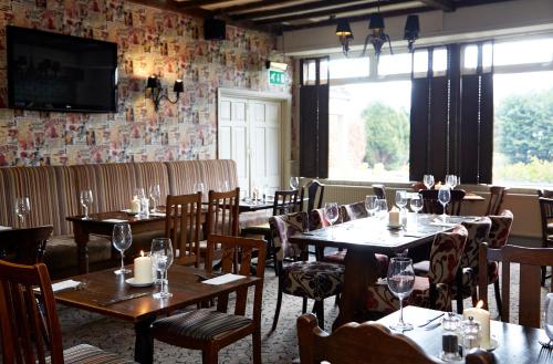 Restaurant, Raven Hotel by Greene King Inns in Hart