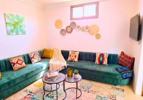 Nouveau Cosy Appartement en face de CHU Laayoune in Akhfennirr