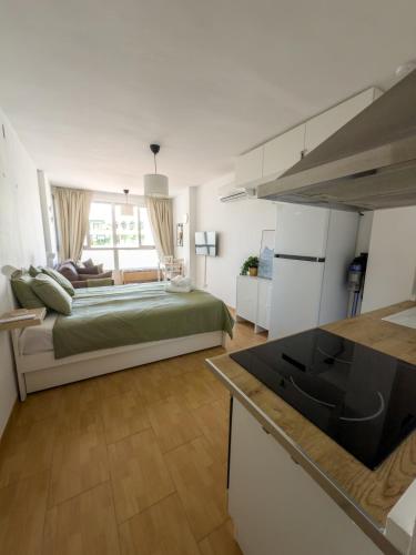 Modern & Bright Studio in the Heart of Nerja