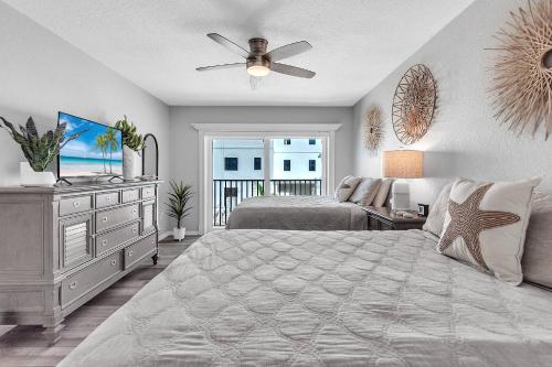 201 Surfside - image 5