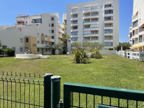 Deux pièces rénové avec terrasse, parking privé à Port Camargue - FR-1-250-173 (Deux pieces renove avec terrasse, parking prive a Port Camargue - FR-1-250-173) in Valgorge