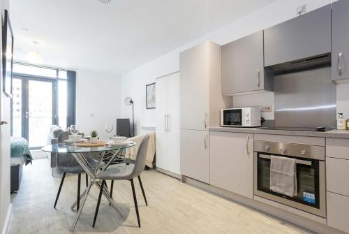 Contemporary Studio Apartment in Manchester, Manchester (photo 9)