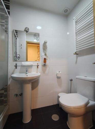 JQC Rooms - image 12