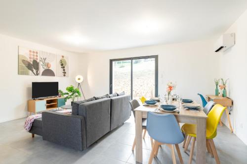 Le Cazes - Wifi - Parking – khách sạn tại Saint-Cyprien (Midi-Pyrenees)