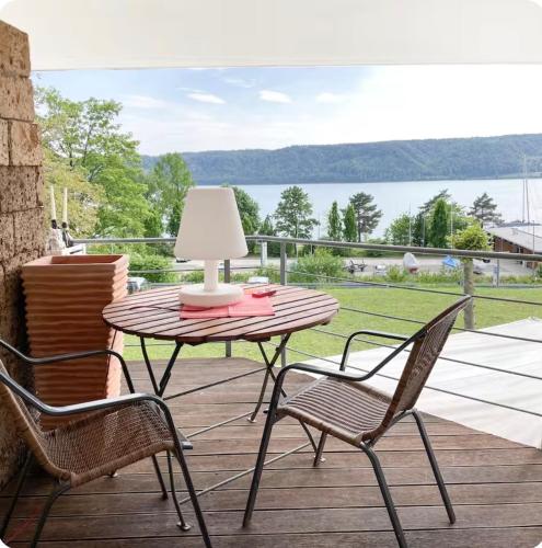 100m zum See Wunderschöne Wohnung mit Seeblick (100m zum See Wunderschone Wohnung mit Seeblick) in Sipplingen