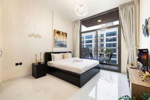 Stylish pool view 1BR in Barsha South sleeps 5 - image 8