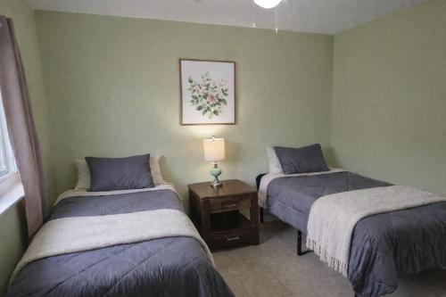 Fresh Crash Pads 4-Affordable Shared Housing - image 6
