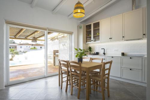 virtuve, Casa Oliva Refugio Rural Contemporaneo in Cabeça Gorda