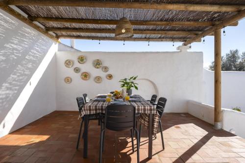 Casa Oliva Refugio Rural Contemporaneo in Cabeça Gorda