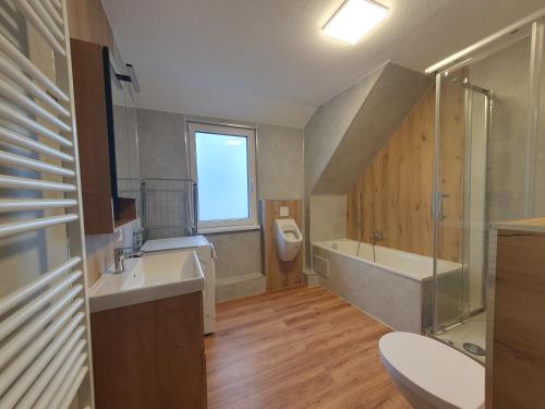 3-Zimmer-Wohnung, Küche, Bad nähe Bahnhof Mühlacker in Mühlacker, Deutschland