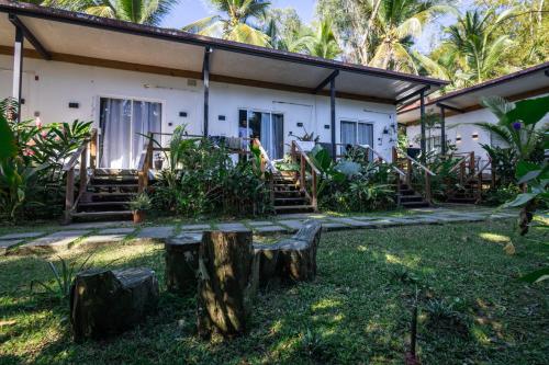 Somewhere in Bocas del Toro