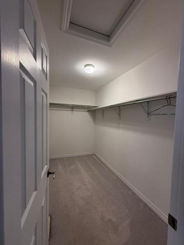Charming Short-Term Stay Near Downtown Fergus & Elora Mill in Centre Wellington (ON)