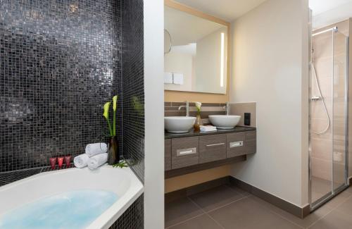 Leonardo Hotel Munich City East - image 6