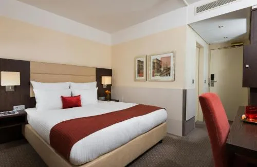 Leonardo Hotel Munich Arabellapark in München, Deutschland