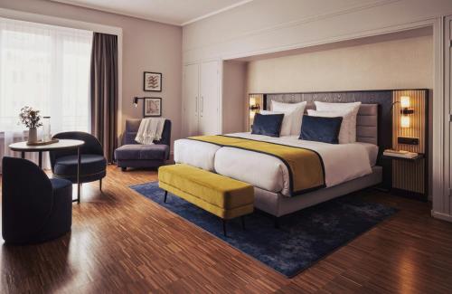 room detail thumbnail 0