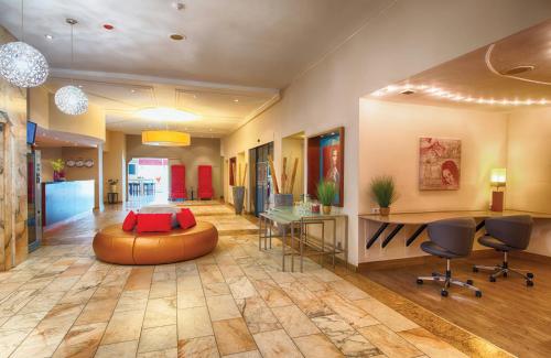 Leonardo Hotel Karlsruhe - main image