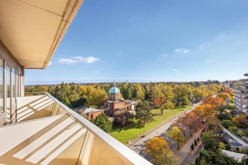 room detail thumbnail 1