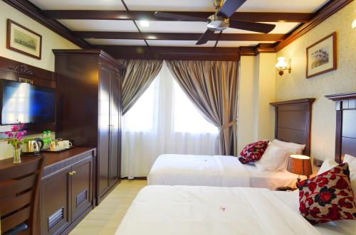 Hotel Kooler Inn - Photo 1