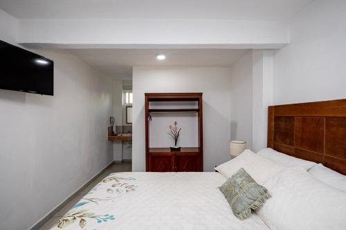 HOTEL LAS FUENTES in Tepotzotlán, Mexico
