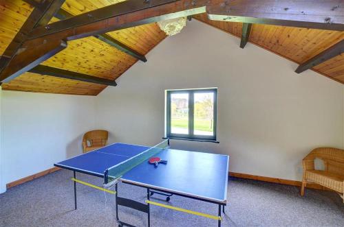 Iekārtas, 2 Bed in Llandinam oc-waa377 in Landinama