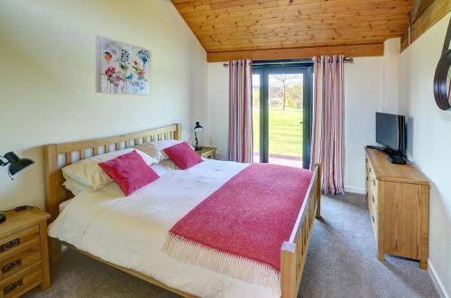 Iekārtas, 1 Bed in Llandinam oc-waa376 in Landinama