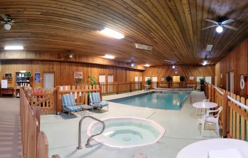 Cougar Canyon Lodge - Montana