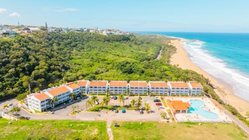 Golden Dream Villas with pool 1st floor in Isabela