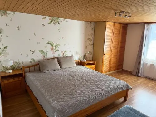 charmante 3,5 Zimmer Wohnung im Bauernhaus in Volketswil, Schweiz