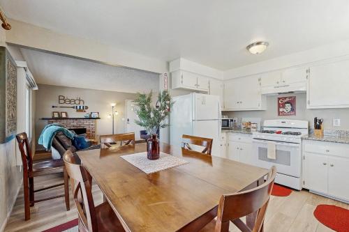 Ramona Memories in โกรเวอร์ บีช (CA)