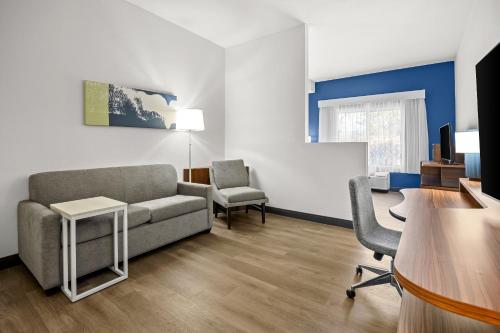 Fairfield Inn & Suites Macon - image 7