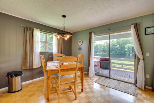 Docks and Balcony Peaceful River Abode in Dunnellon in Dunnellon