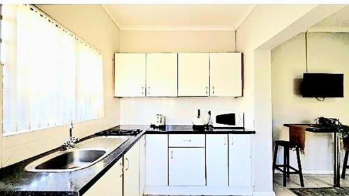 Sea Breeze Manor - Sage Unit in Gonubie