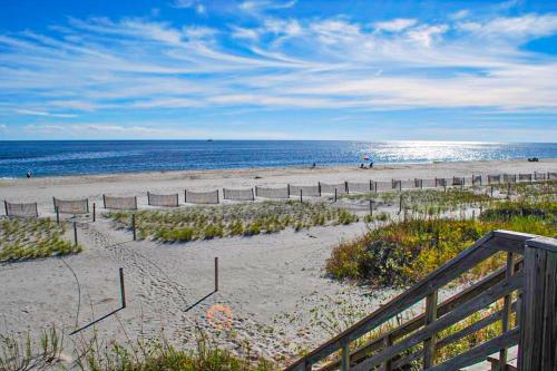 HB32 Beaver's Place E in Holden Beach (NC)