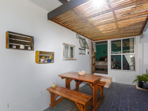 Sugarbird Guesthouse Langebaan in Country Club