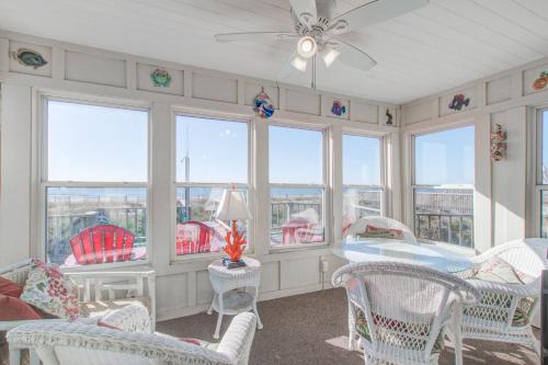 HB80 Eberwein Retreat in Holden Beach (NC)