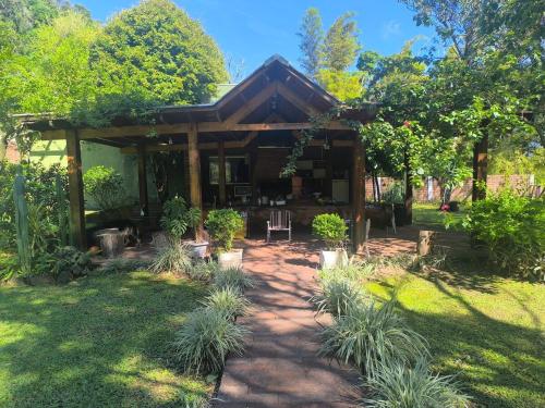 Próximo ao Centro Budista e Gramado (Proximo ao Centro Budista e Gramado) in Tres Koroas