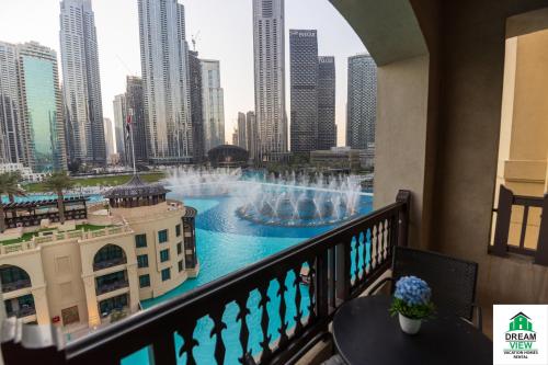 Souk Al Bahar View Burj Khalifa and Fountains - image 9