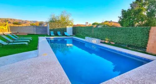 Úszómedence, Luxe Desert Oasis, Pool, Hidden Speakeasy Room! in South Mountain Village